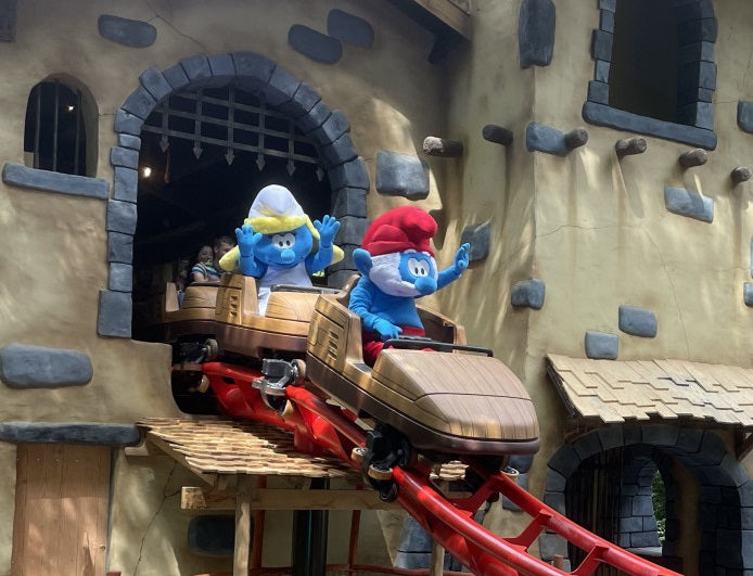 Les Schtroumpfs de retour dans un parc d'attraction